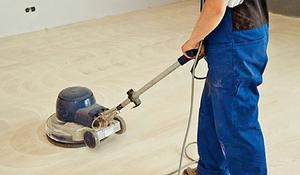 KROK III - Oczyszczanie podłogi - przygotowanie do olejowania drewna